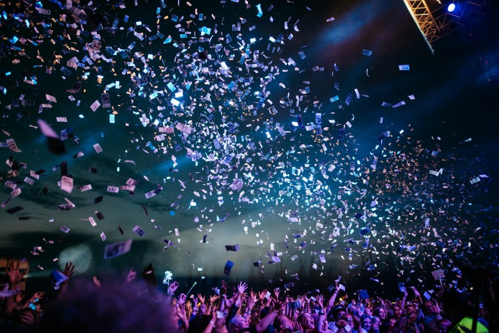 party-confetti
